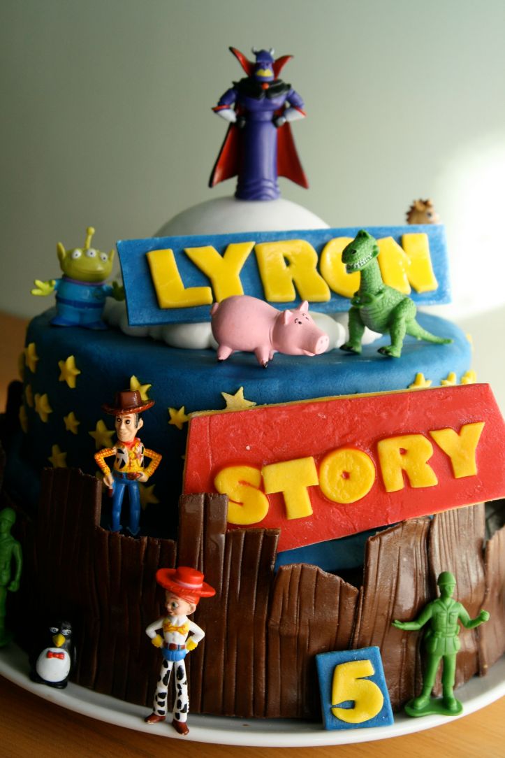 Les délices d'AnaÏs_Gâteau d'anniversaire Toys Story_Lyron1