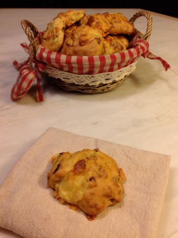 LDdA_Recette-bouchees-savoyardes-raclette-Riches-Monts1
