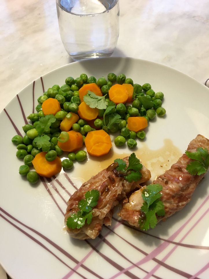 LDDA_Recette_Filet_Lapin_lard_PtPois_Carottes